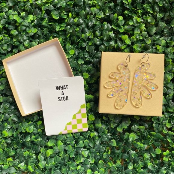 Eclectic Resin Earrings - Picture 1 of 9